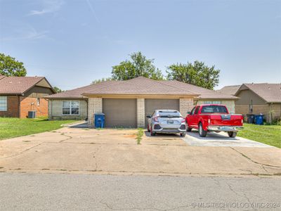 2419 S 83rd East Avenue, Home with 2 bedrooms, 1 bathrooms and null parking in Tulsa OK | Image 2