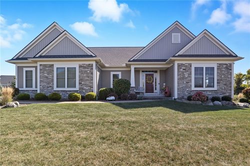 5 Coventry Rdg, Pittsford, NY, 14534-9469 | Card Image