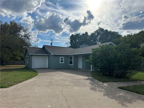 2812 Shirewood Dr, Bryan, TX, 77807-9719 | Card Image