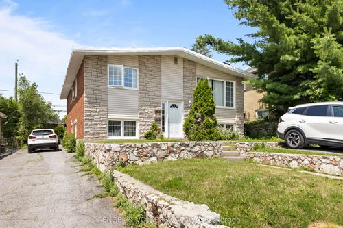 263 Michel Cir, Vanier, ON, K1L7P4 | Card Image