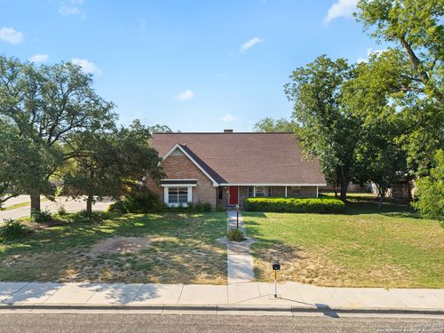 715 Studer St, Uvalde, TX, 78801-4040 | Card Image