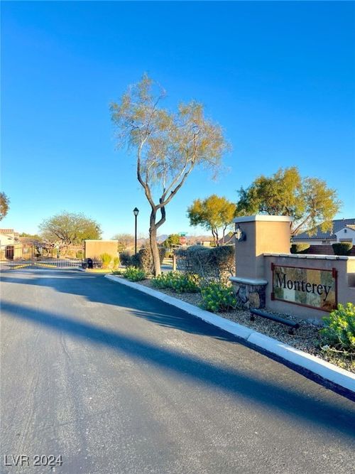 9383 Borough Park St, Las Vegas, NV, 89178-8292 | Card Image