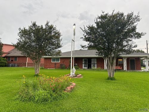 9512 E Park Ave, Houma, LA, 70363-3865 | Card Image