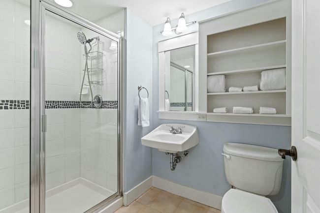 Guest Bathroom | Image 17