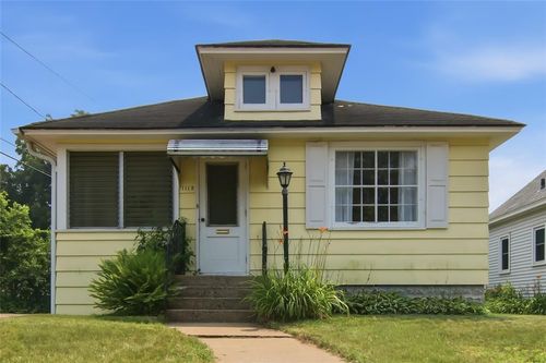 1113 Belmont Avenue, Eau Claire, WI, 54701 | Card Image