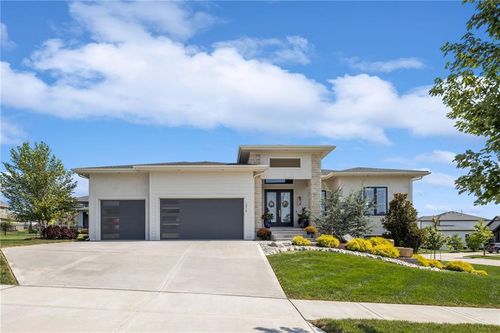 14919 Reinhardt St, Leawood, KS, 66224-3999 | Card Image
