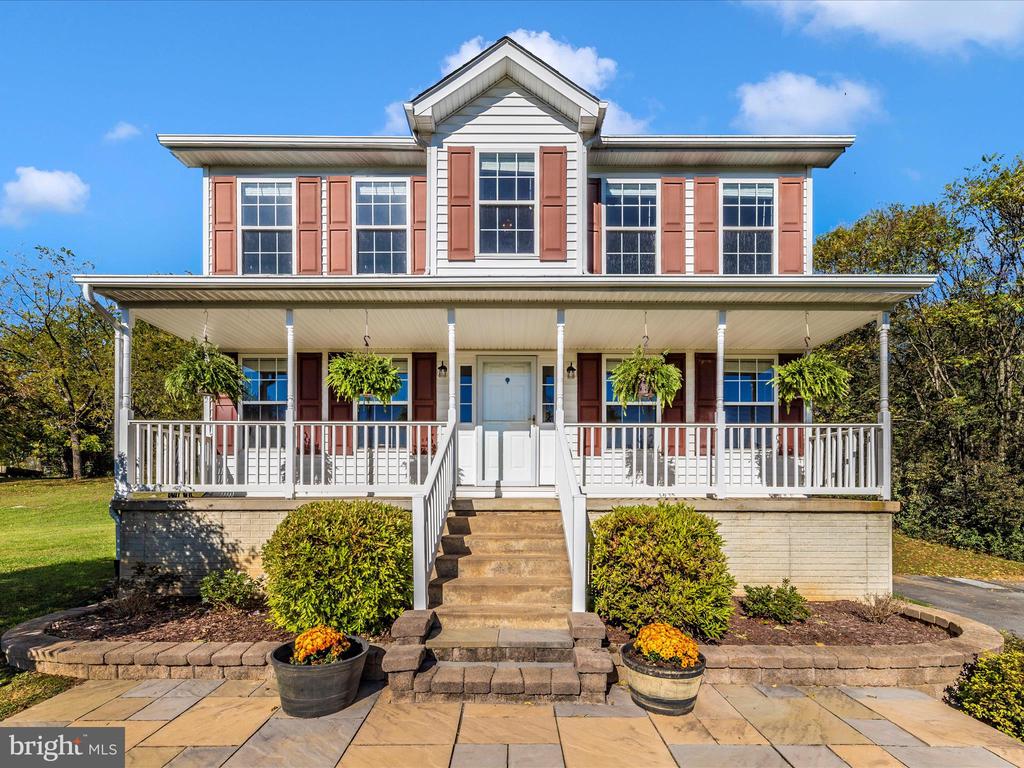 New Meadow Dr, Kearneysville, WV 25430