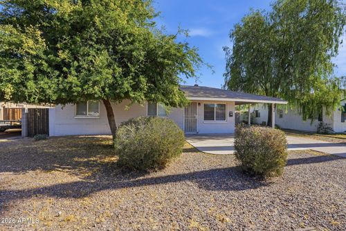 2416 W Stella Ln, Phoenix, AZ, 85015-1815 | Card Image