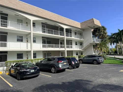 apt-221-a-501 Blue Heron Dr, Hallandale Beach, FL, 33009-5752 | Card Image
