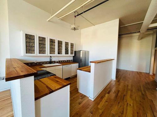 unit-205-201 E Chambers St, Cleburne, TX, 76031-5634 | Card Image