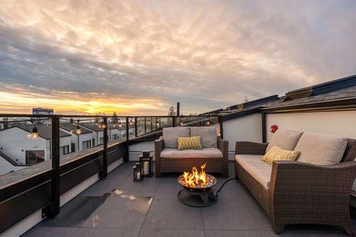 223-650 E 2nd St, North Vancouver, BC, V7L1E3 | Card Image