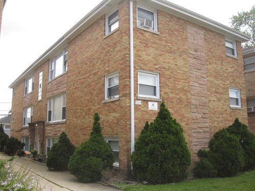 gs-7517 Fullerton Ave, Elmwood Park, IL, 60707-2575 | Card Image