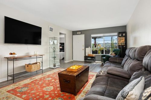 1529 Temple Heights Dr, Oceanside, CA, 92056-3004 | Card Image