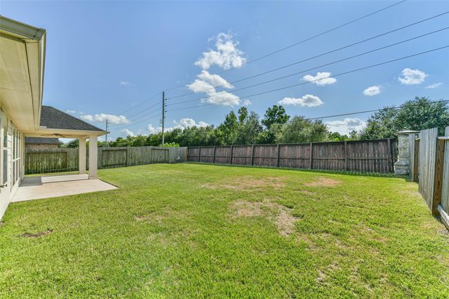 New back fence - by HOA | Image 41