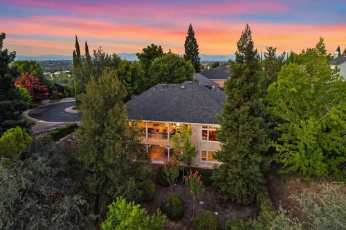 3179 Pinot Path, Redding, CA, 96001-1361 | Card Image