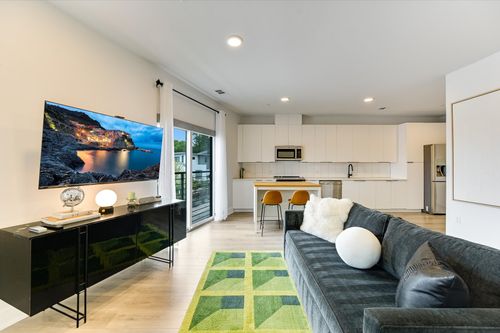 308-2220 Webberville Rd, Austin, TX, 78702-3681 | Card Image