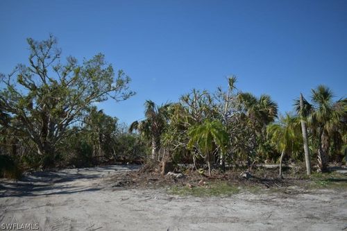 355 Cowry Ct, SANIBEL, FL, 33957-6403 | Card Image