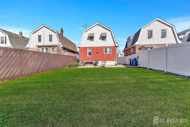 27 Grove Ave, House other with 3 bedrooms, 2 bathrooms and null parking in WOODBRIDGE NJ | Image 24
