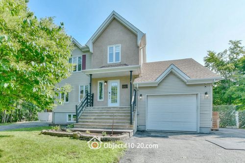 370 25e Av, Pointe-Calumet, QC, J0N1G0 | Card Image