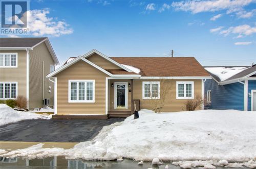 9 Navajo Place, St. John's, NL, A1A0B9 | Card Image