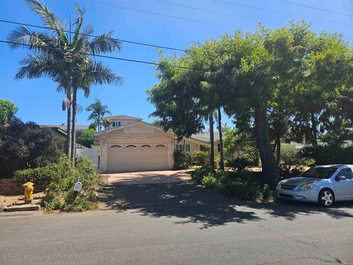 733 Cathy Ln, Cardiff by the Sea, CA, 92007-1304 | Card Image