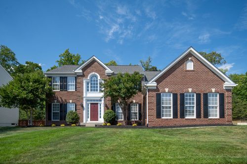5815 Deep Creek Dr, FREDERICKSBURG, VA, 22407-9221 | Card Image