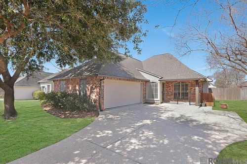 17715 Doc Bar Ave, Baton Rouge, LA, 70817-9598 | Card Image