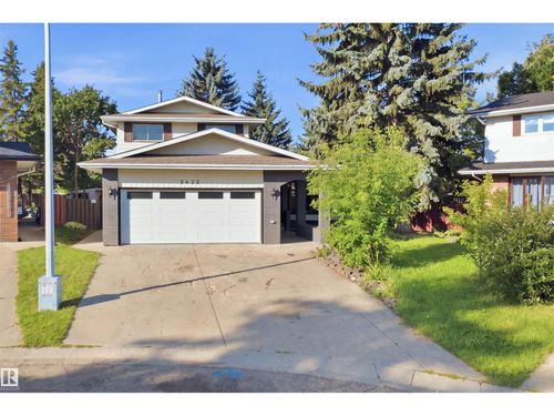 3432 Hill View Cres Nw, Edmonton, AB, T6L1P5 | Card Image