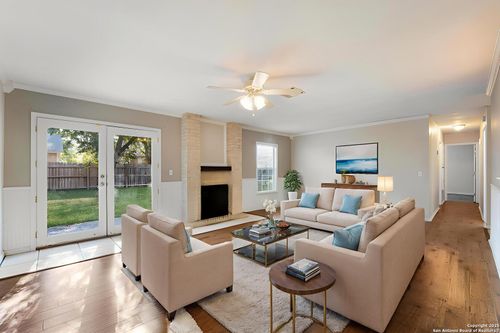 10208 Flatland Trl, Converse, TX, 78109-1607 | Card Image