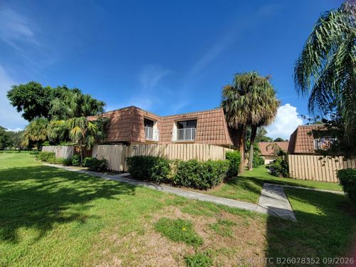 588-588 Green Springs Pl, West Palm Beach, FL, 33409-7515 | Card Image