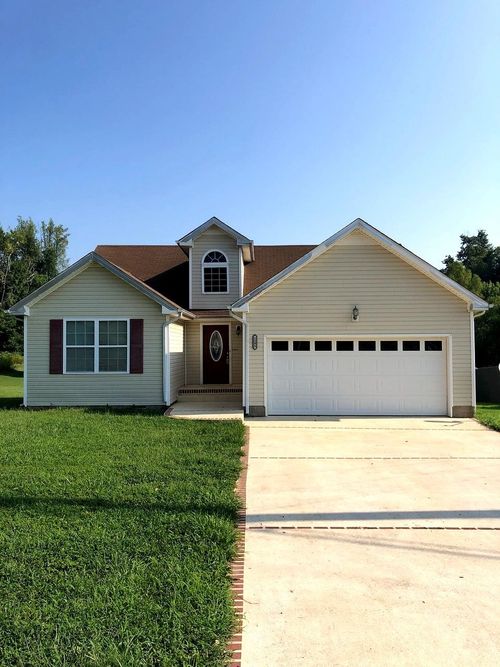 1295 Keech Dr, Clarksville, TN, 37042-7669 | Card Image