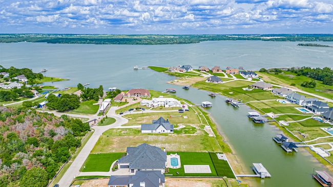 1528 Laguna Bay, House other with 4 bedrooms, 4 bathrooms and null parking in Azle TX | Image 13