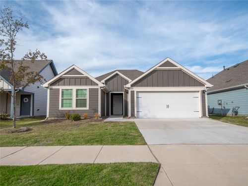 13125 Enclave Pkwy, Providence Village, TX, 76227-5388 | Card Image