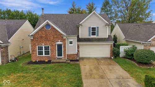 10867 Washington Bay Dr, Fishers, IN, 46037-9559 | Card Image