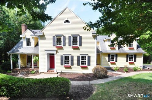 79 High Valley Dr, Canton, CT, 06019-4521 | Card Image