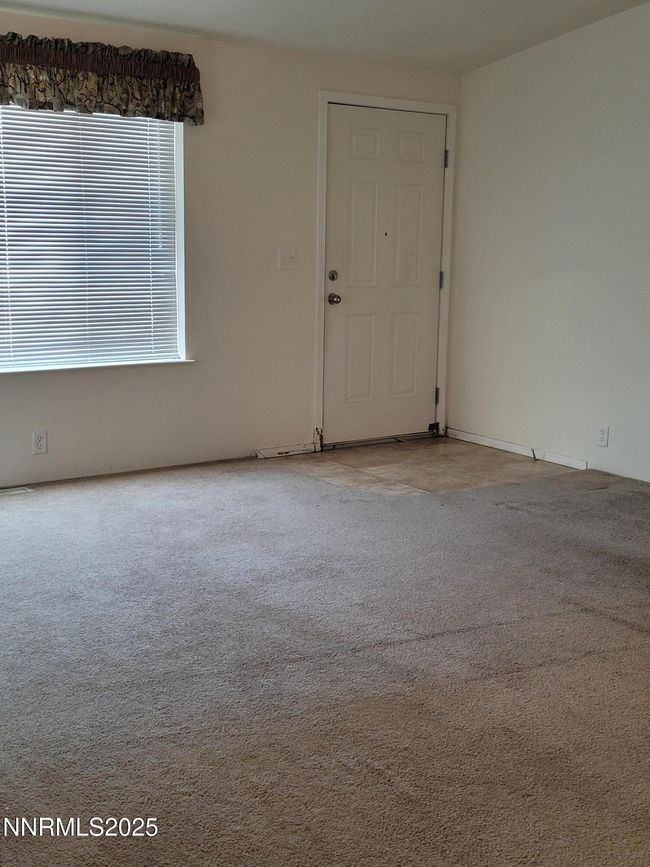 3340 Moon Ln, House other with 2 bedrooms, 1 bathrooms and 2 parking in Winnemucca NV | Image 4