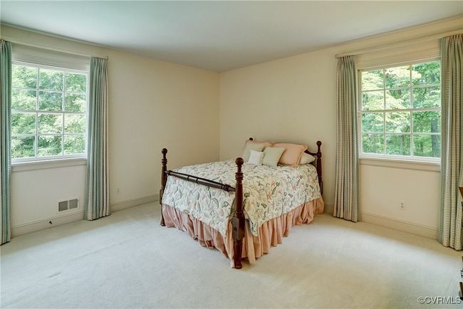 1st Floor Guest Bedroom | Image 19
