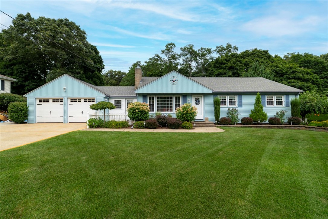 Shenandoah Rd, Warwick, RI 02886