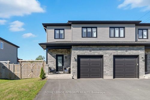 202 Bourdeau Blvd, Limoges, ON, K0A2M0 | Card Image