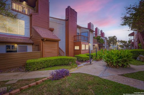 a212-10527 Perrin Beitel Rd, San Antonio, TX, 78217-3125 | Card Image
