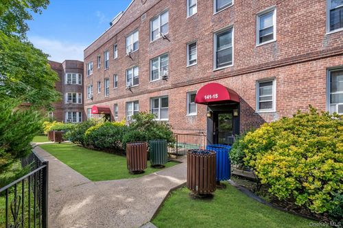 1-o-141-15 Union Tpke, Flushing, NY, 11367-3637 | Card Image