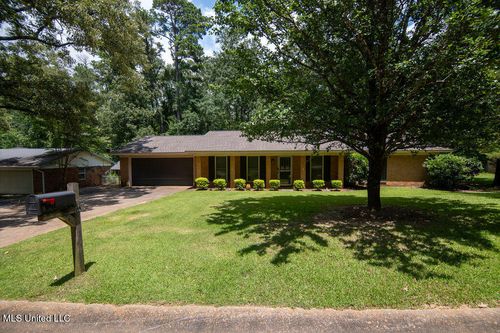 60 Summit Ridge Drive, Brandon, MS, 39042 | Card Image