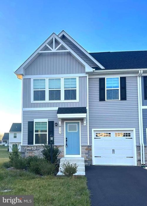 117 Dunster St, MARTINSBURG, WV, 25405-4313 | Card Image