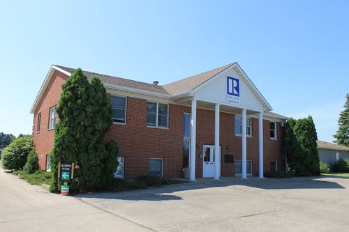 ll-west-1430 Dekalb Ave, SYCAMORE, IL, 60178-3308 | Card Image