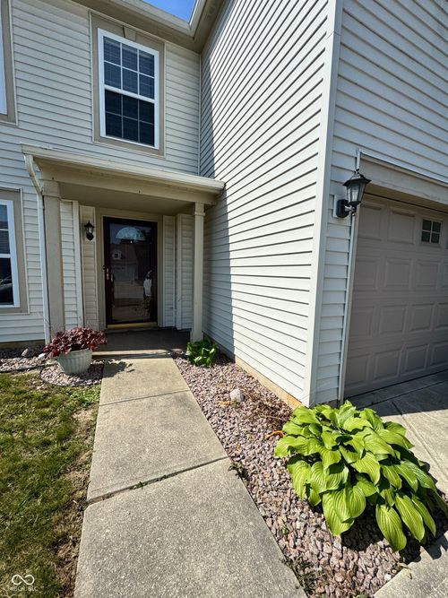 10797 Miller Dr, Indianapolis, IN, 46231-1400 | Card Image