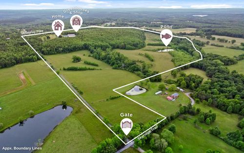 10600 Skyridge Trl, Soddy-Daisy, TN, 37379-7149 | Card Image