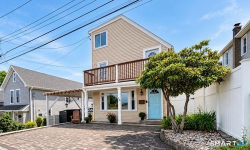 24 Highview Ave, Milford, CT, 06460-7844 | Card Image