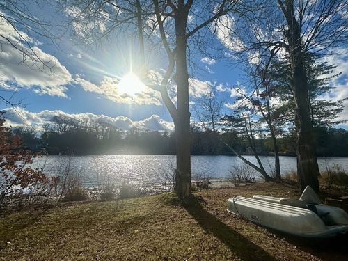 86 Lakeview Ave, Taunton, MA, 02780-1140 | Card Image