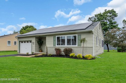 12 Norfolk Dr, Berkeley, NJ, 08757-5613 | Card Image