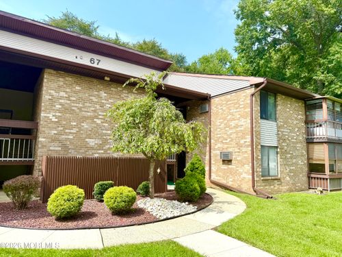 h-67 Overlook Way, Manalapan, NJ, 07726-2168 | Card Image